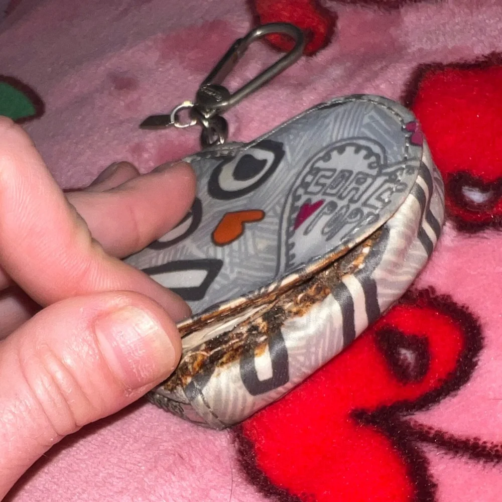 Coach Poppy butterfly bandana Graffiti Mini Heart Coin Purse Keychain y2k *flaw